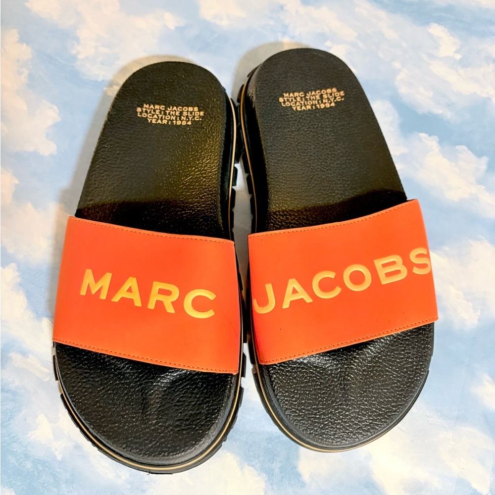 Like New Marc Jacobs The Slide Orange and Black